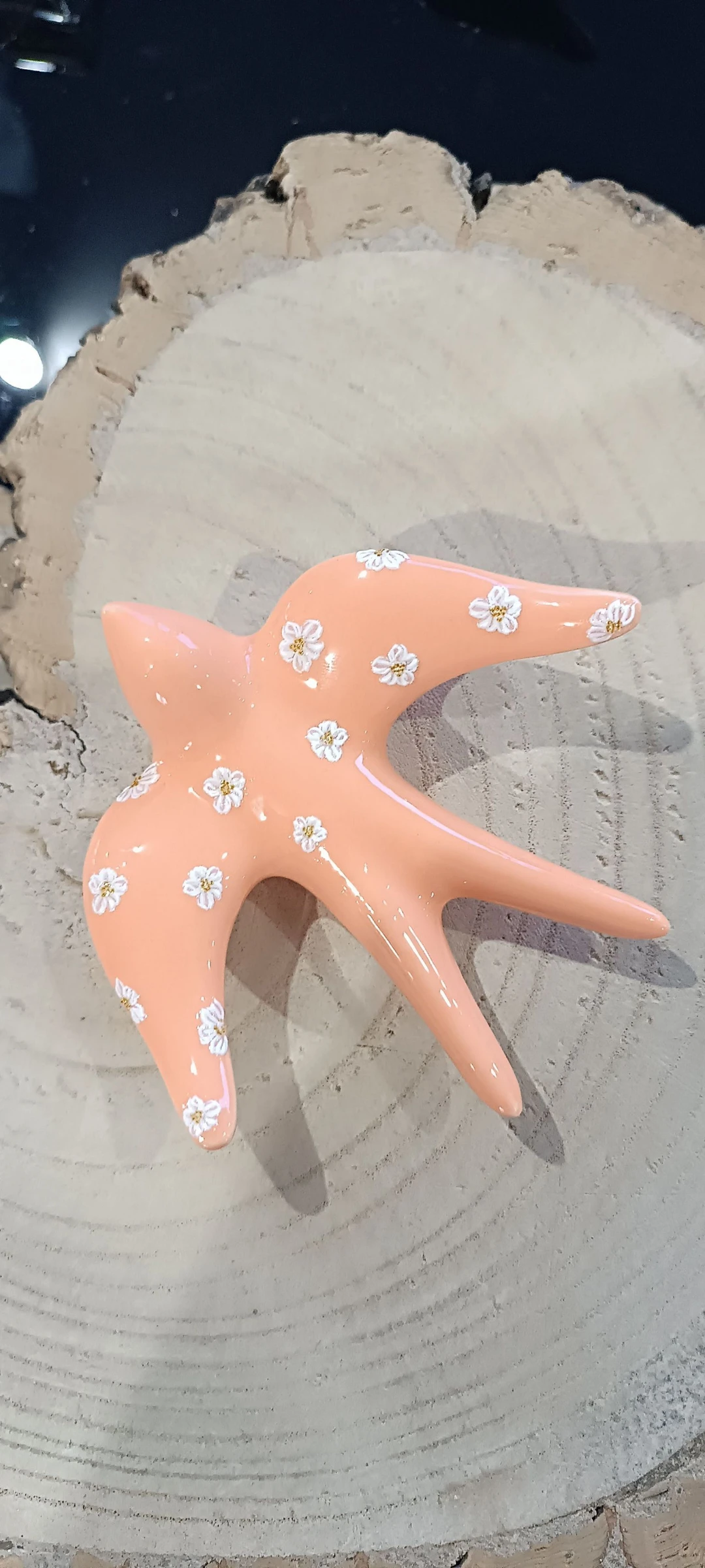 Hand-decorated ceramic swallow – photo 2